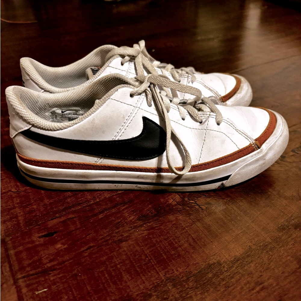Nike Court Legacy sneakers